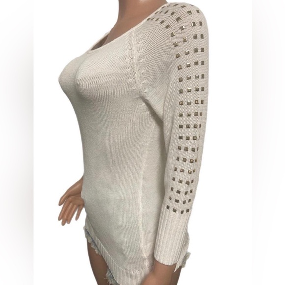Arden B White knit sweater Studded Sleeves New S - Picture 4 of 4